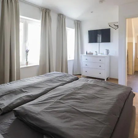 Residenz Kirchberg * Adenau