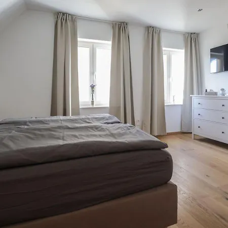 Residenz Kirchberg Guest house *