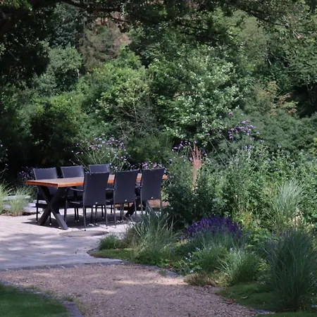 Residenz Kirchberg 3* アーデナウ