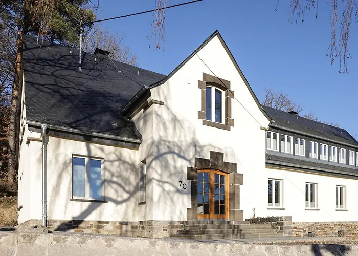 ゲストハウス Residenz Kirchberg アーデナウ