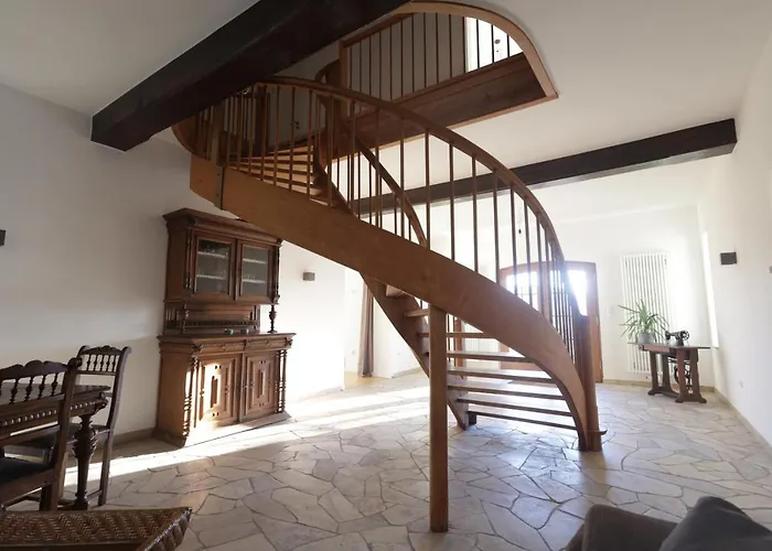 Residenz Kirchberg アーデナウ